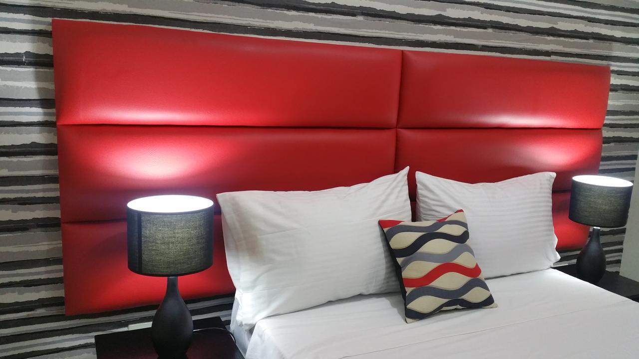 אנגלס Luxury Suite 5 מראה חיצוני תמונה