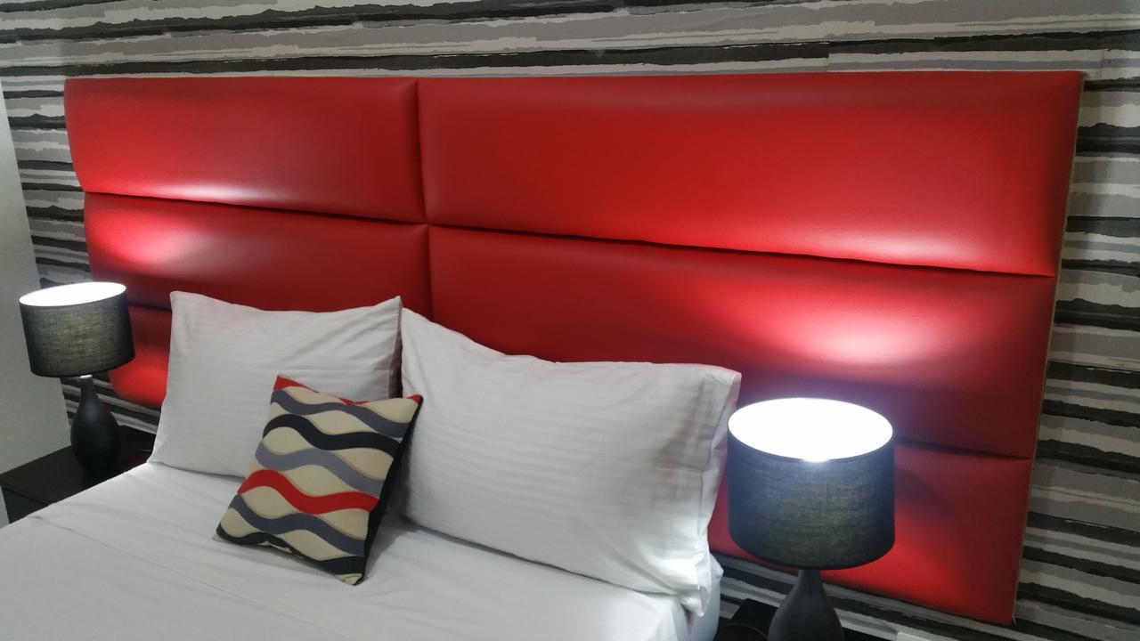 אנגלס Luxury Suite 5 מראה חיצוני תמונה